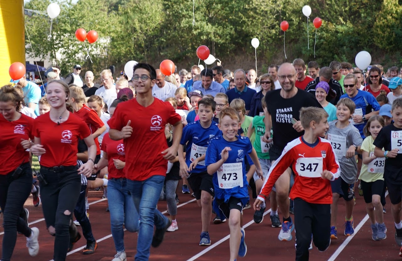 Bild vom 11. Benefizlauf im Jahr 2019. Dies ist das 82. Bild.